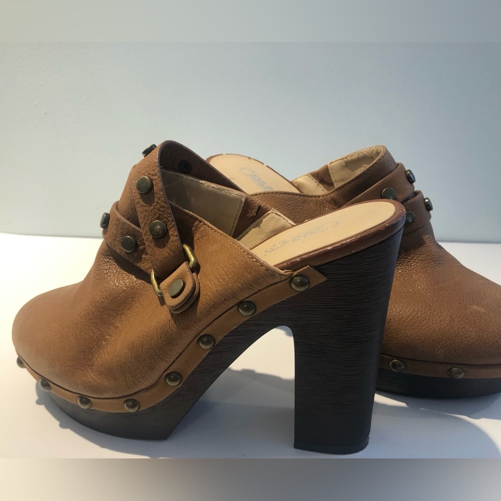 Carlos Floret 9.5 brown leather high heel clogs